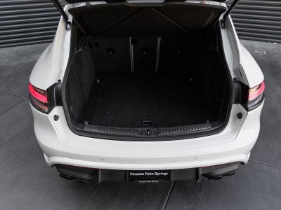2022 Porsche Macan S