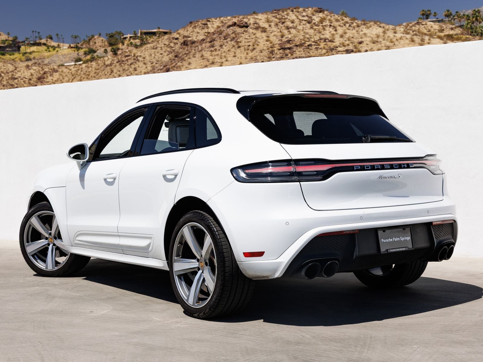 2022 Porsche Macan S