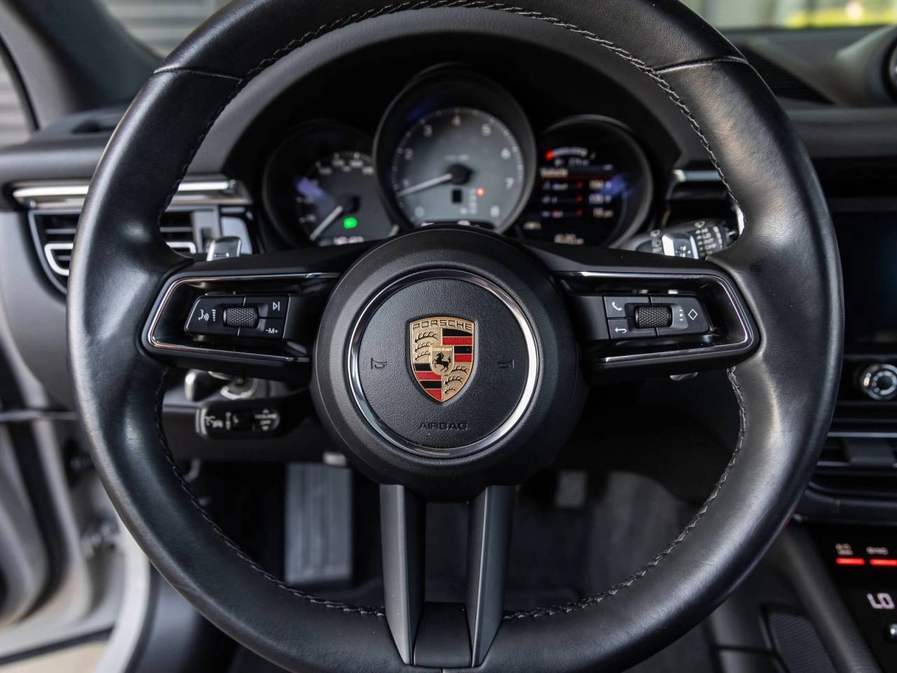 2024 Porsche Macan Macan S