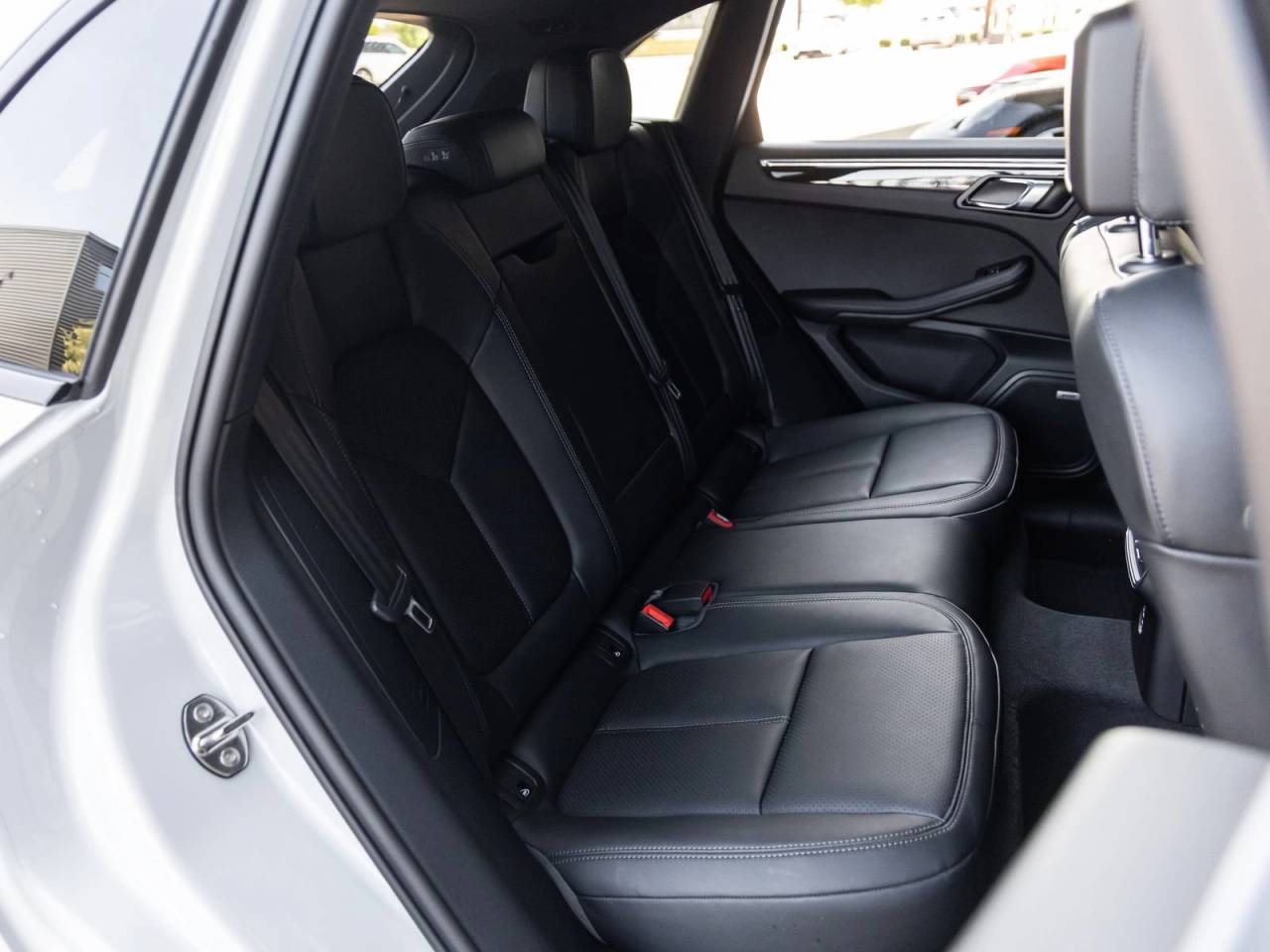 2024 Porsche Macan Macan S