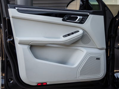 2024 Porsche Macan Macan S