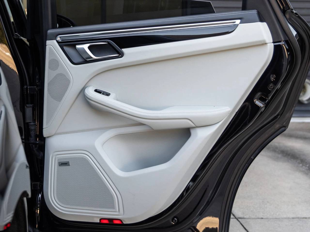 2024 Porsche Macan Macan S
