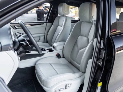 2024 Porsche Macan Macan S