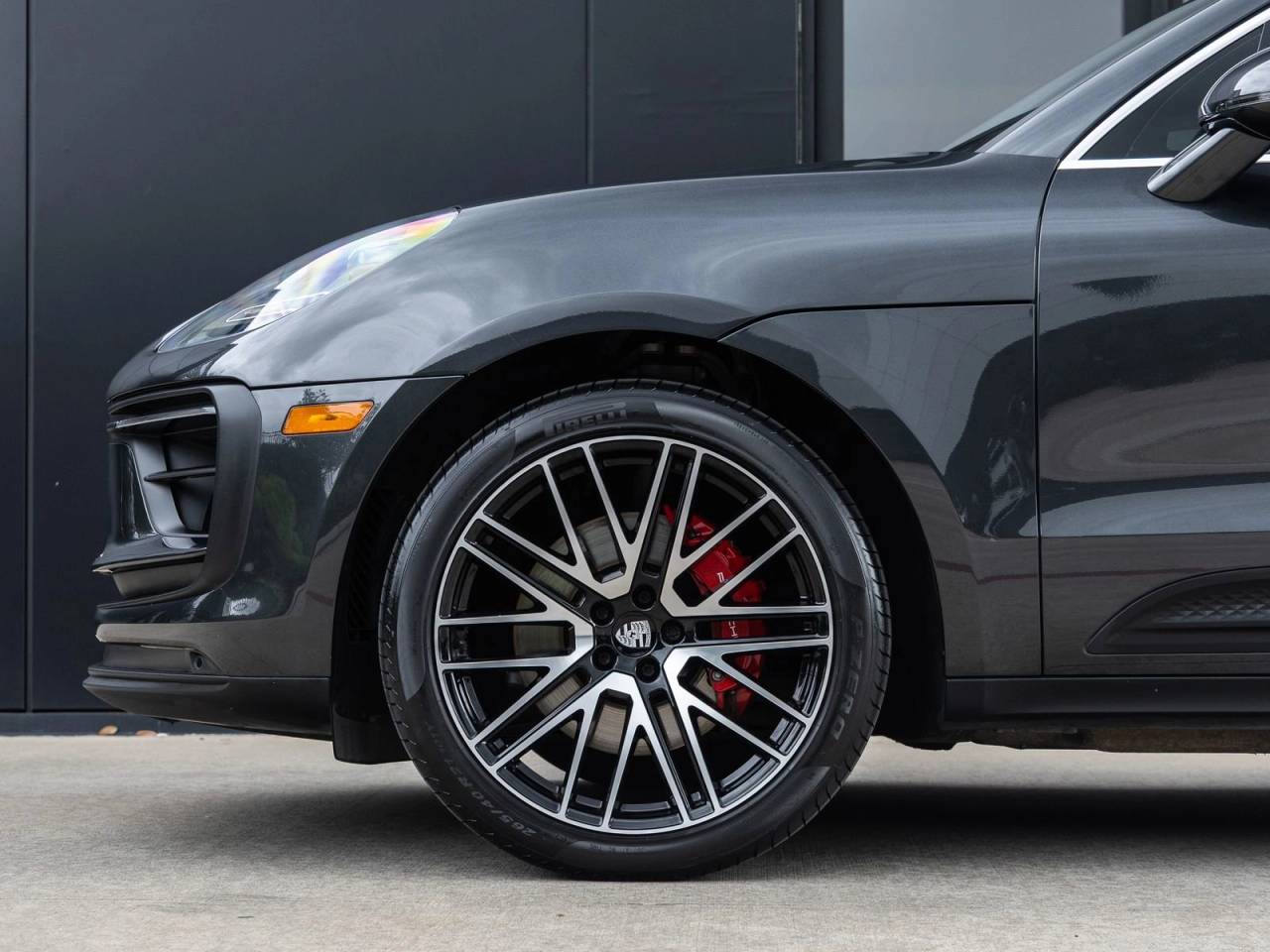 2024 Porsche Macan S