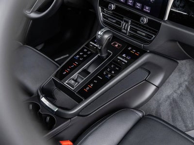 2024 Porsche Macan S
