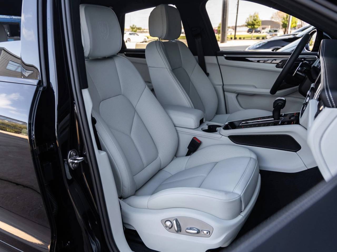 2026 Porsche Macan Macan S