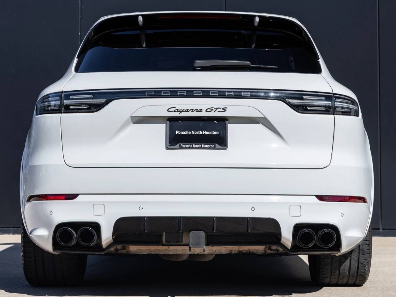 2022 Porsche Cayenne Cayenne GTS (MY22)