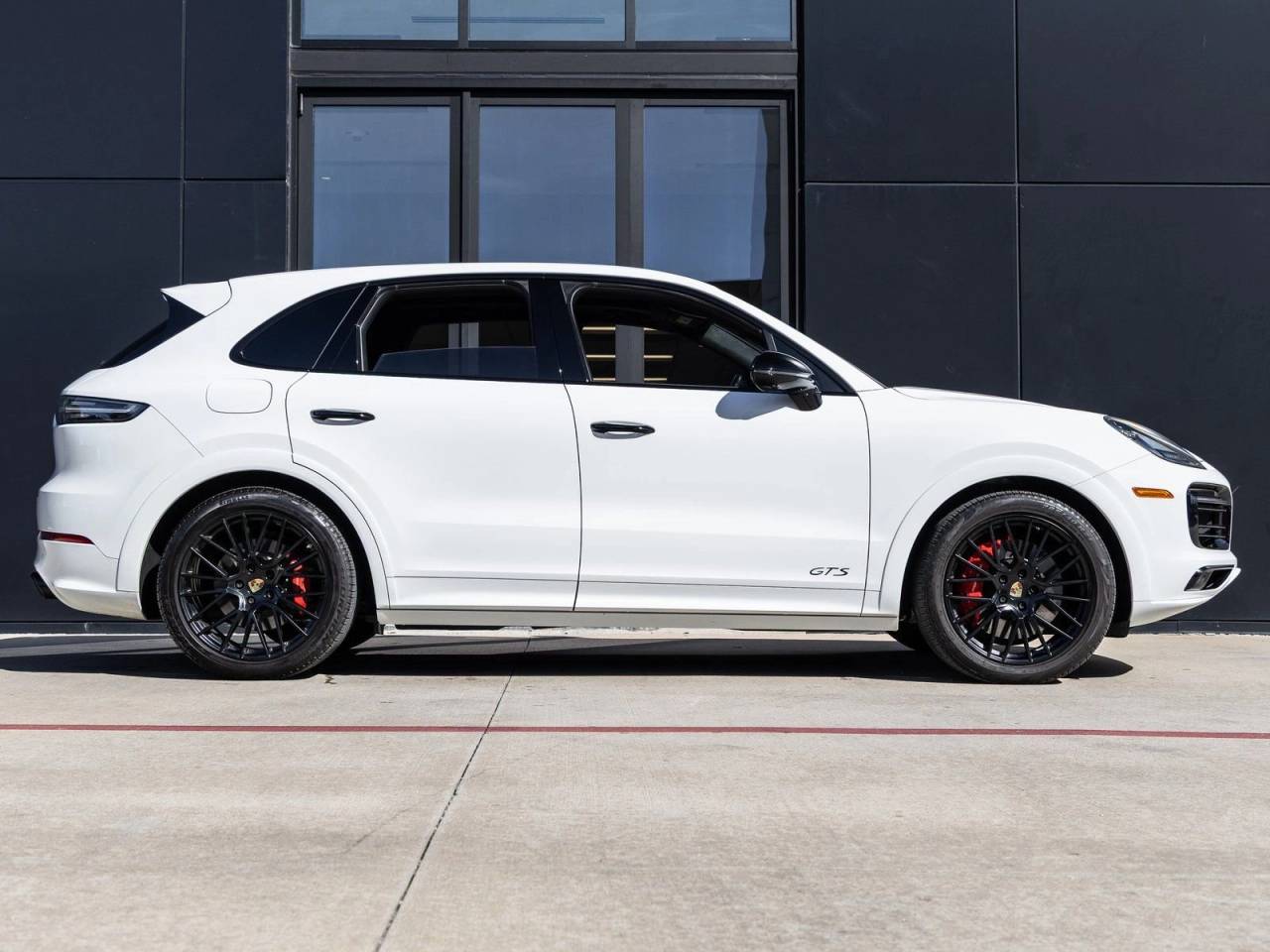 2022 Porsche Cayenne Cayenne GTS (MY22)