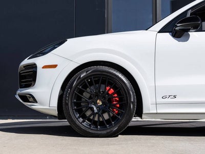 2022 Porsche Cayenne Cayenne GTS (MY22)