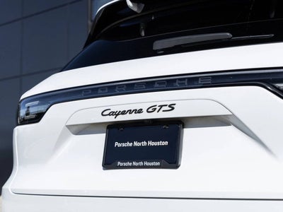 2022 Porsche Cayenne Cayenne GTS (MY22)