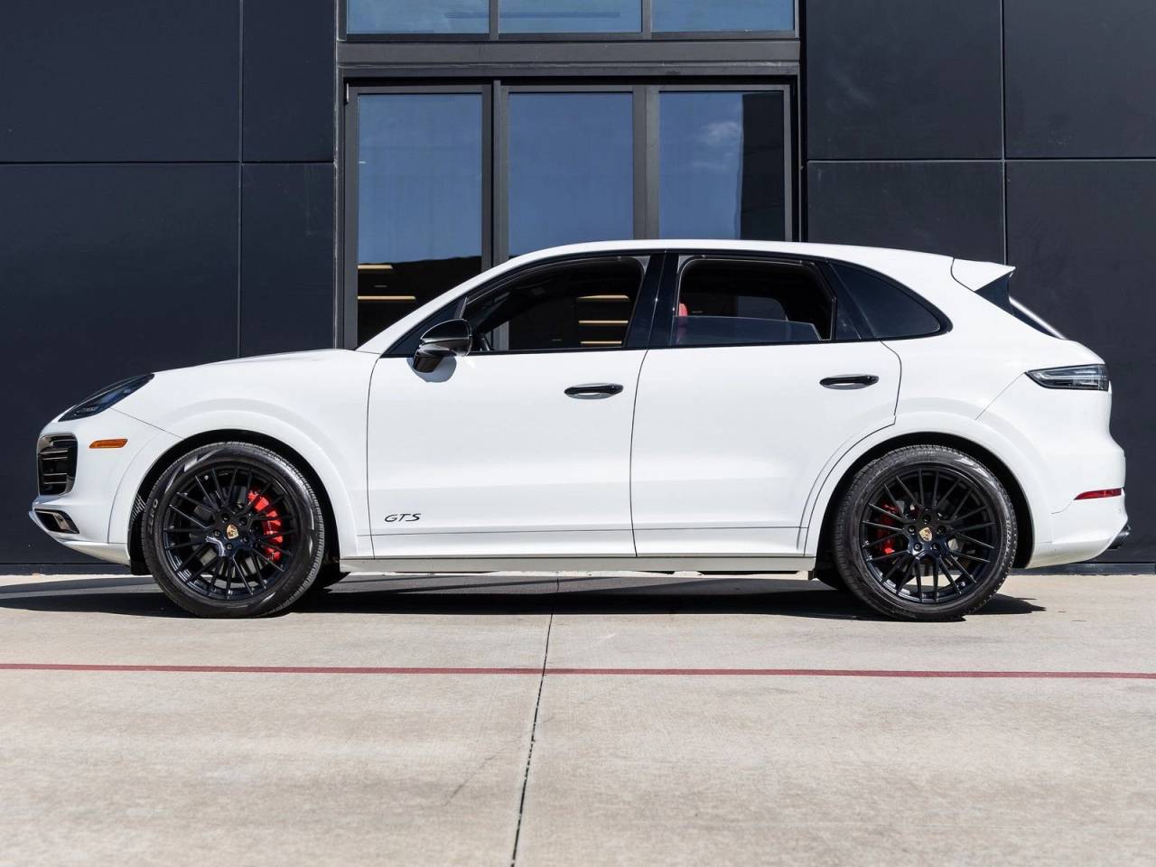 2022 Porsche Cayenne Cayenne GTS (MY22)