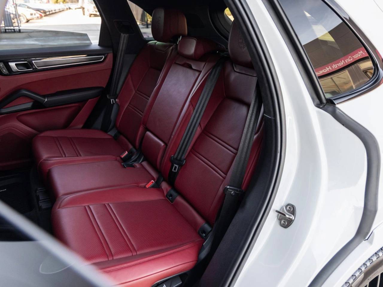 2022 Porsche Cayenne Cayenne GTS (MY22)