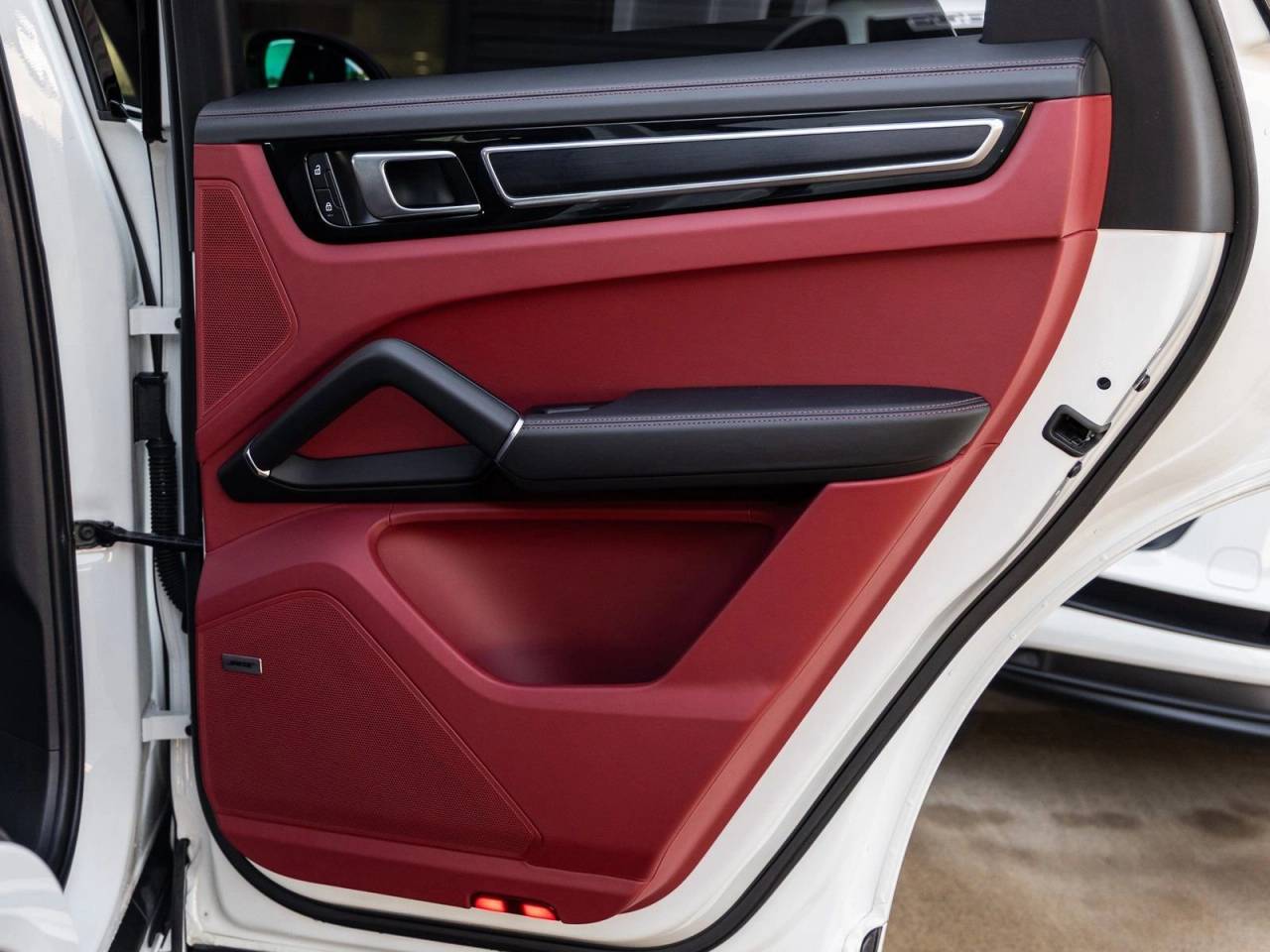 2022 Porsche Cayenne Cayenne GTS (MY22)