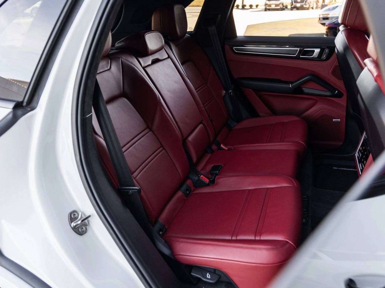 2022 Porsche Cayenne Cayenne GTS (MY22)