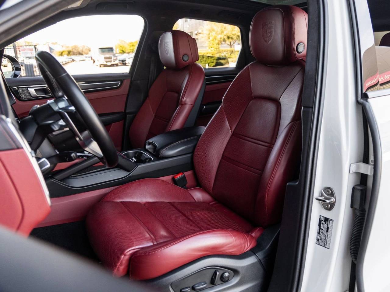 2022 Porsche Cayenne Cayenne GTS (MY22)