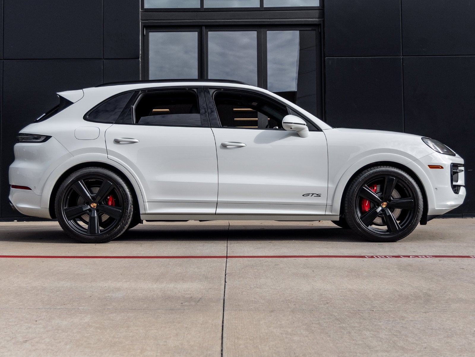 2025 Porsche Cayenne Cayenne GTS