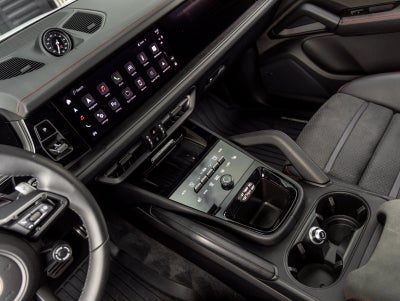 2025 Porsche Cayenne Cayenne GTS