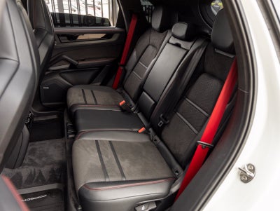 2025 Porsche Cayenne Cayenne GTS