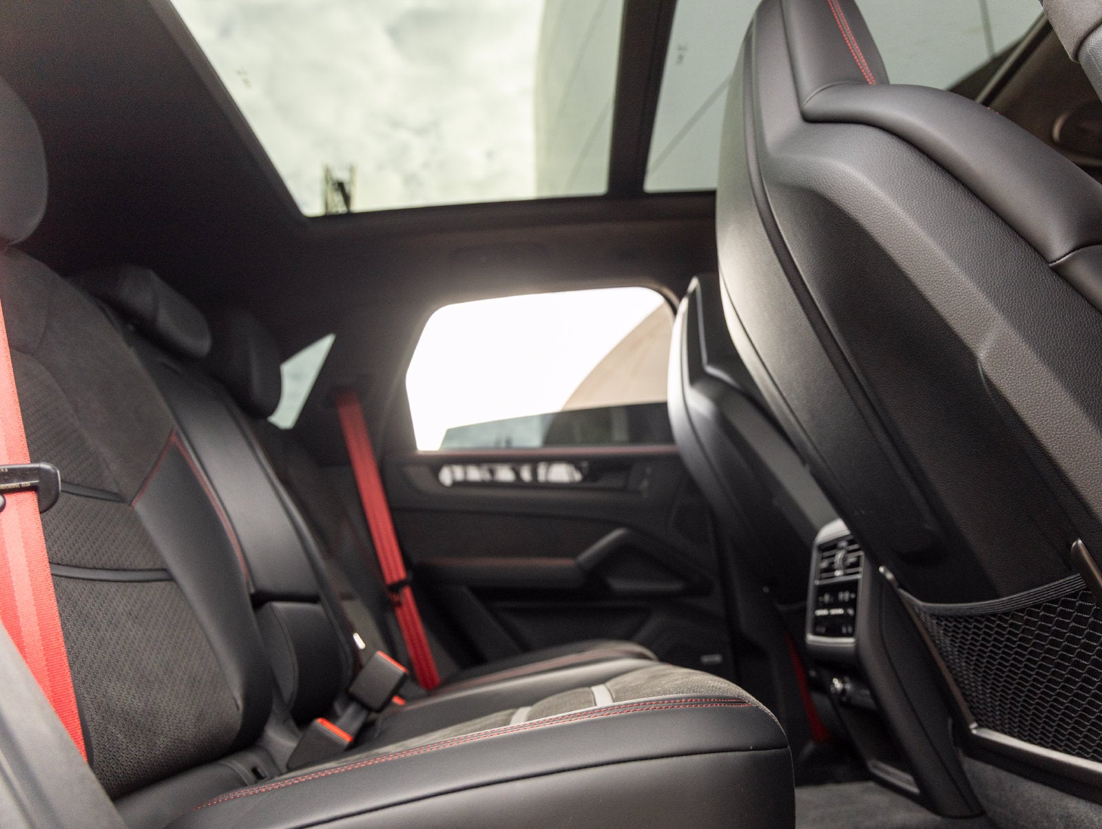 2025 Porsche Cayenne Cayenne GTS