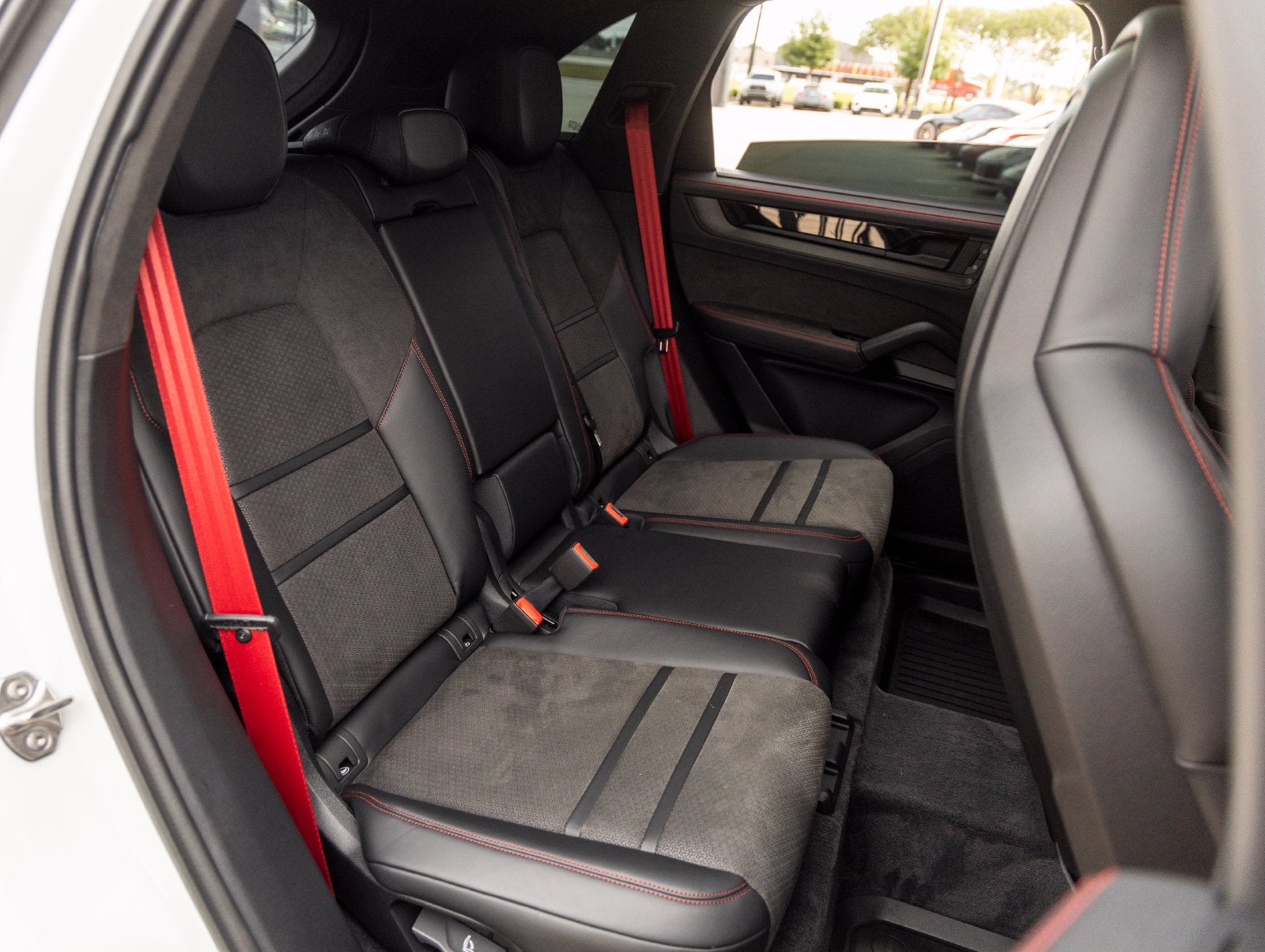 2025 Porsche Cayenne Cayenne GTS