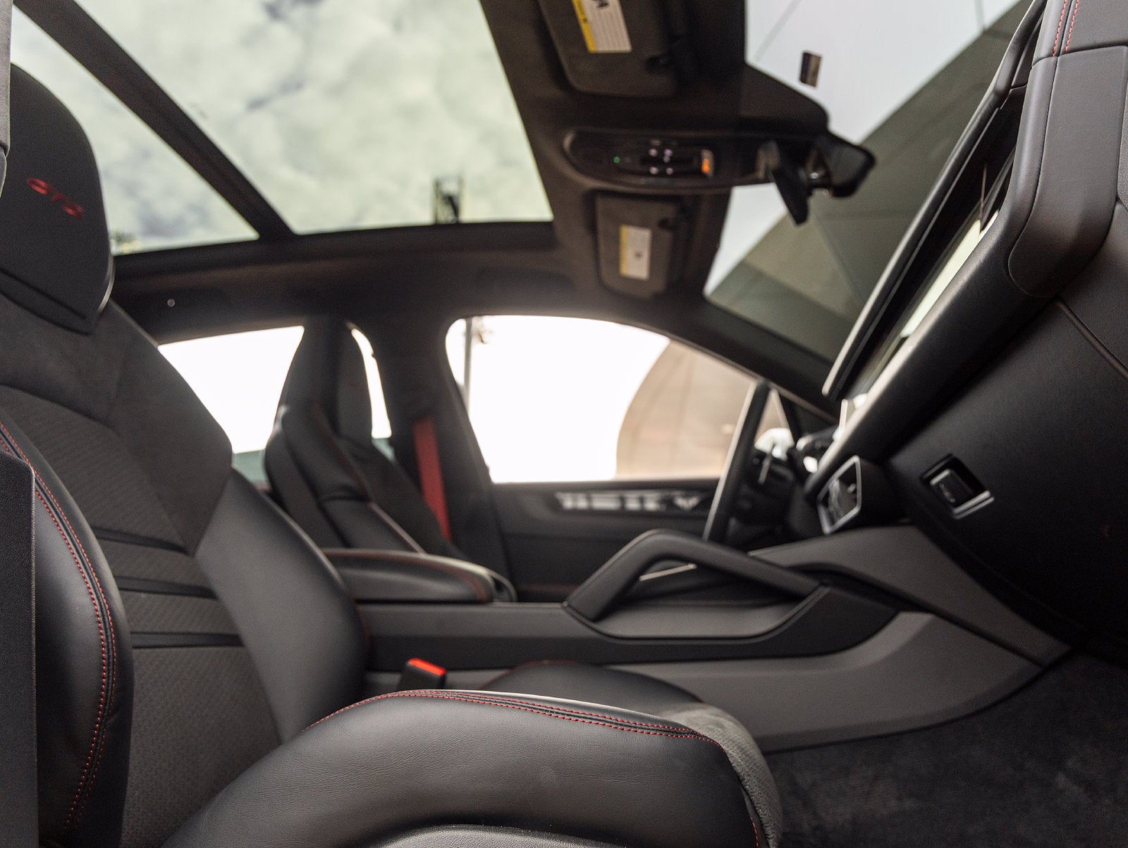 2025 Porsche Cayenne Cayenne GTS