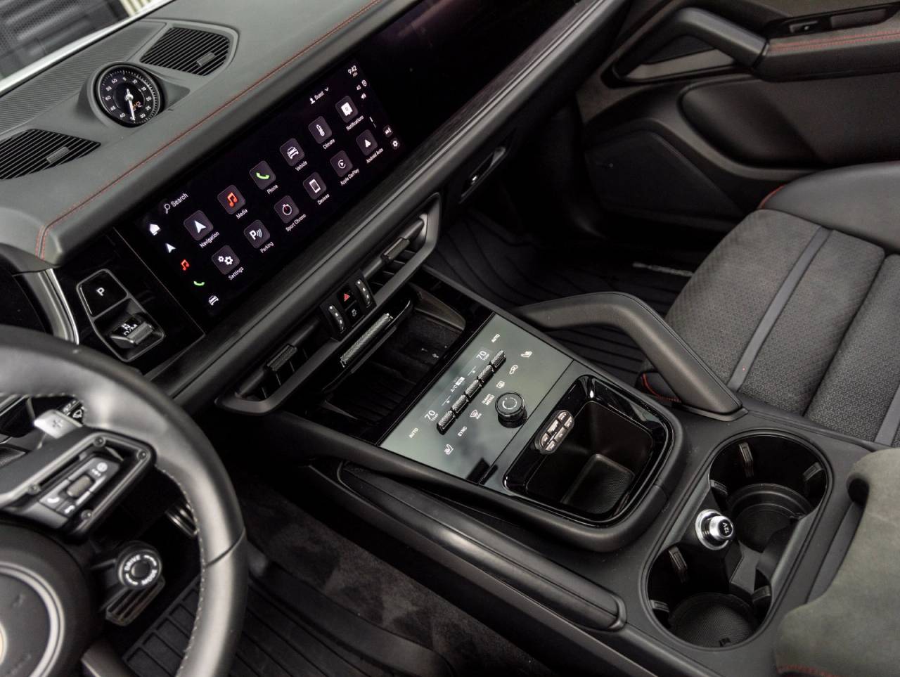 2025 Porsche Cayenne Cayenne GTS