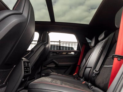 2025 Porsche Cayenne Cayenne GTS