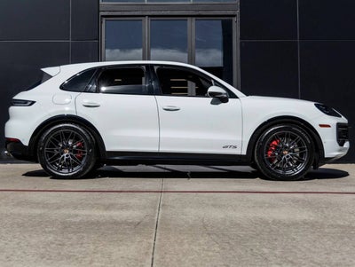 2026 Porsche Cayenne Cayenne GTS