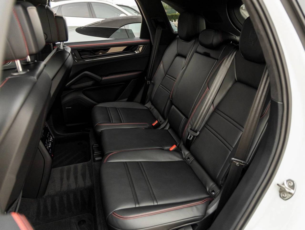 2026 Porsche Cayenne Cayenne GTS
