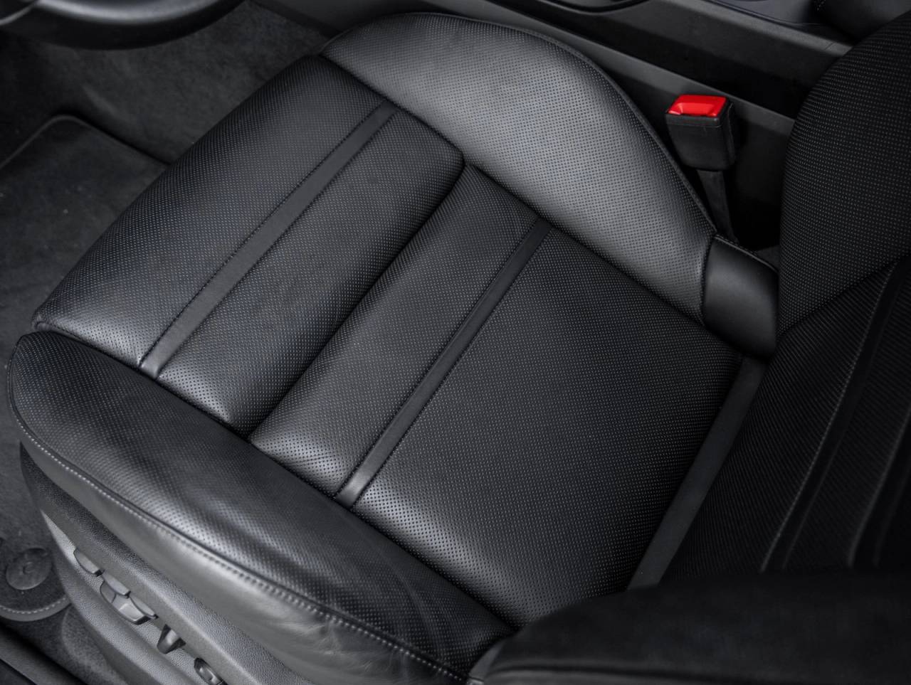 2025 Porsche Cayenne Cayenne GTS