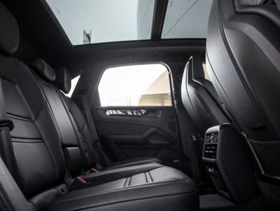 2025 Porsche Cayenne Cayenne GTS