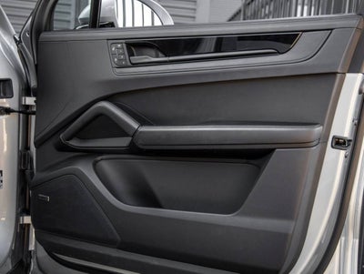 2025 Porsche Cayenne Cayenne GTS