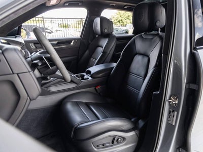 2026 Porsche Cayenne Cayenne GTS