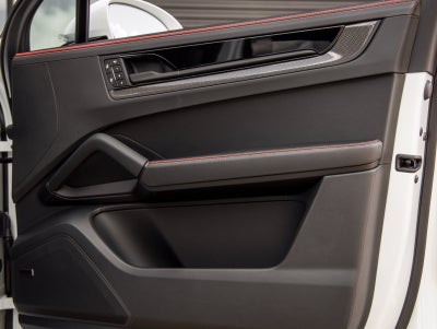 2026 Porsche Cayenne Cayenne GTS