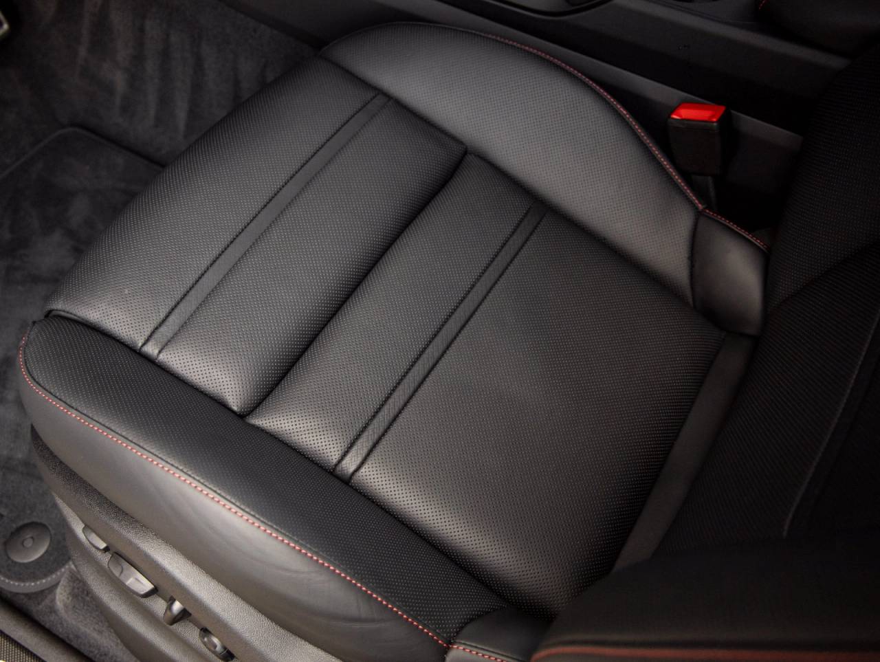 2026 Porsche Cayenne Cayenne GTS