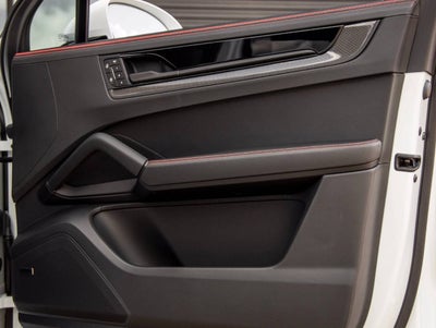 2026 Porsche Cayenne Cayenne GTS