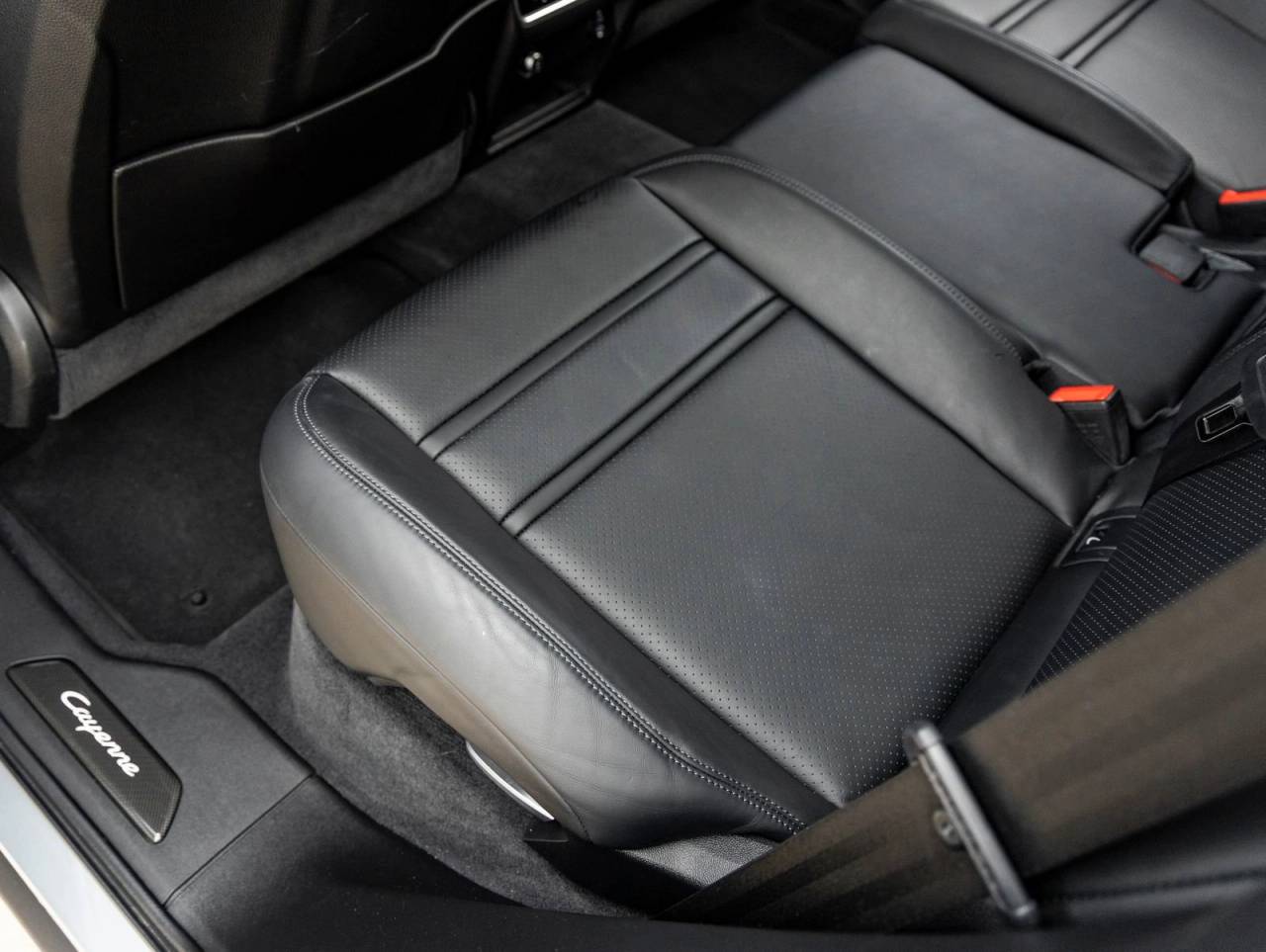 2021 Porsche Cayenne GTS