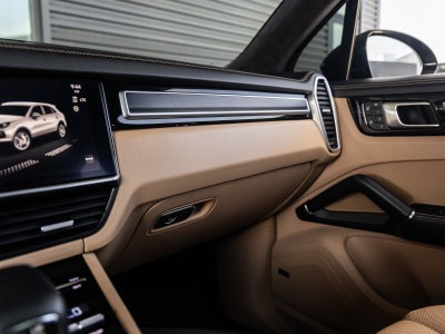2023 Porsche Cayenne Cayenne GTS (MY23)