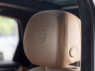 2023 Porsche Cayenne Cayenne GTS (MY23)