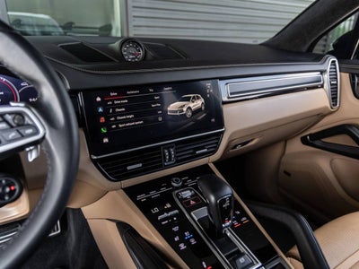 2023 Porsche Cayenne Cayenne GTS (MY23)