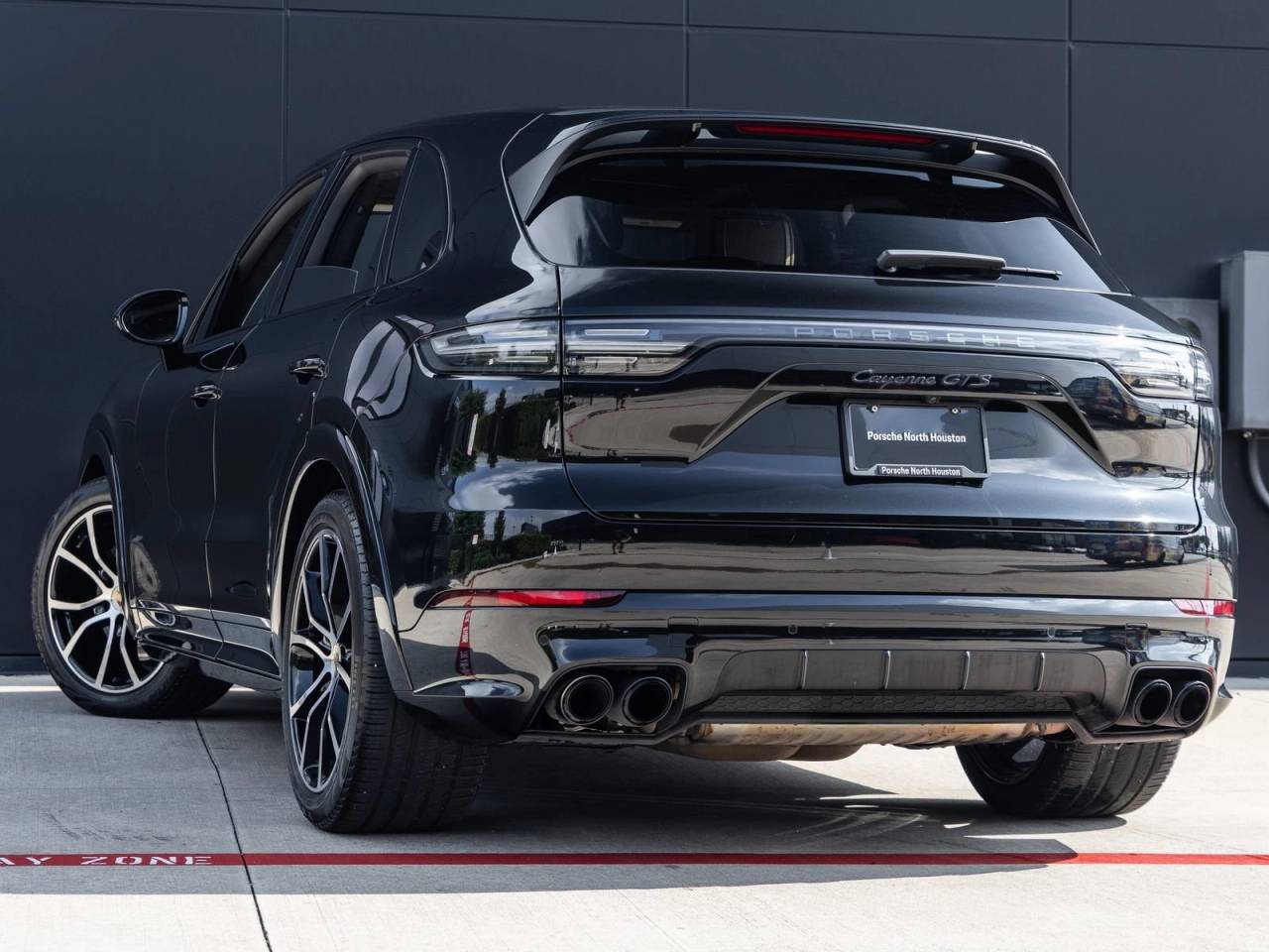 2023 Porsche Cayenne Cayenne GTS (MY23)