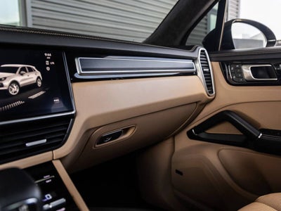 2023 Porsche Cayenne Cayenne GTS (MY23)
