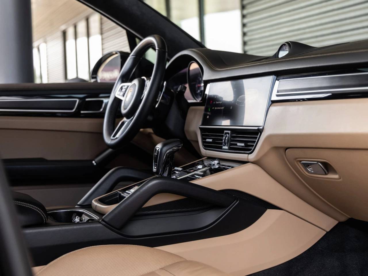 2023 Porsche Cayenne Cayenne GTS (MY23)