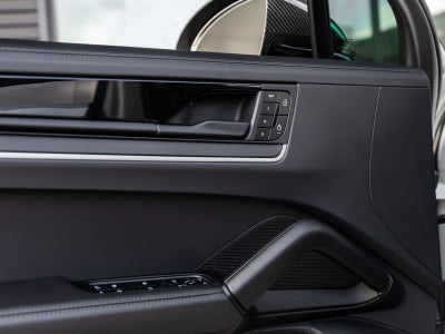 2025 Porsche Cayenne Cayenne GTS