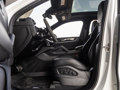 2025 Porsche Cayenne Cayenne GTS