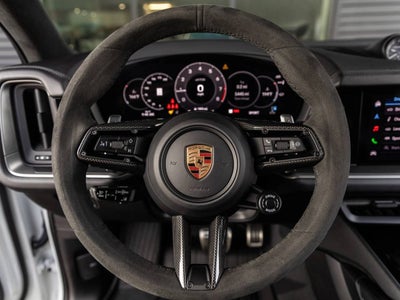 2025 Porsche Cayenne Cayenne GTS
