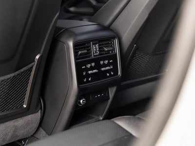 2025 Porsche Cayenne Cayenne GTS