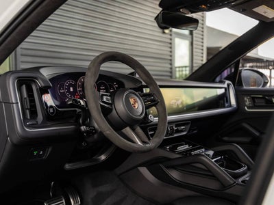 2025 Porsche Cayenne Cayenne GTS