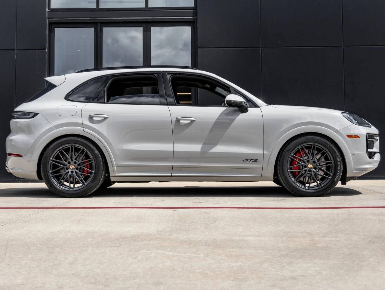 2025 Porsche Cayenne Cayenne GTS