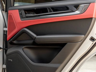 2025 Porsche Cayenne Cayenne GTS